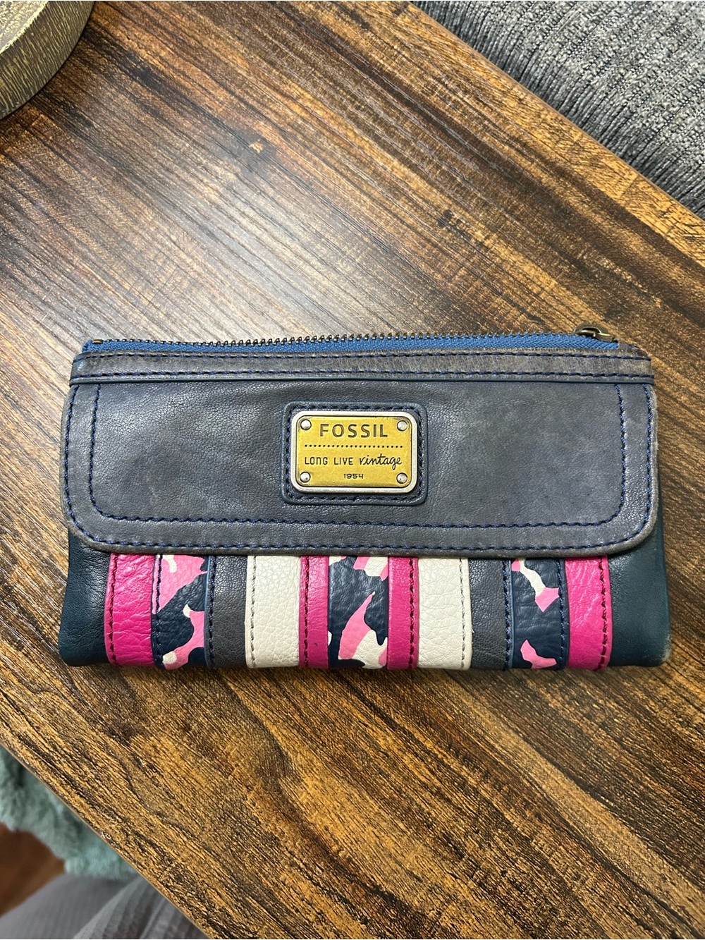 FOSSIL Long Live Vintage 1954 Multicolor Pink Patchwork Leather Wallet